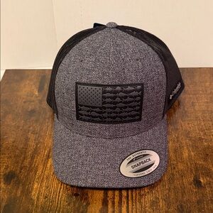 Columbia Heather Gray and Black Fish Flag Snapback